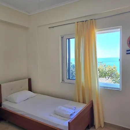 Apartmán In With Ionian Sea Views *