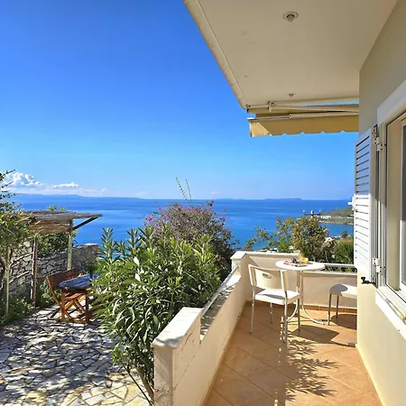 Apartmán In With Ionian Sea Views Qëparo
